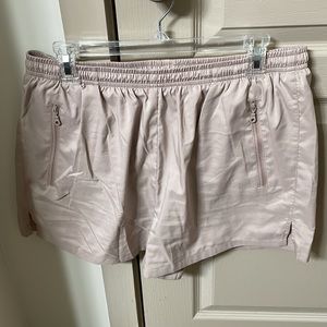 Girlfriend Collective Quartz Gazelle Short XL